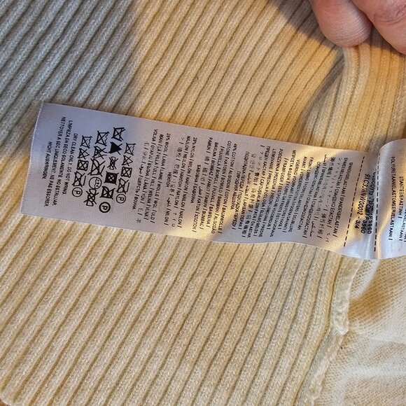 Cream Faux Fur Sleeveless jacket - Guess - Picture 8 of 8